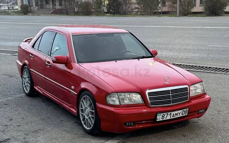 Бампер на Mercedes-Benz W202 C4.3 C-Class за 35 000 тг. в Тараз