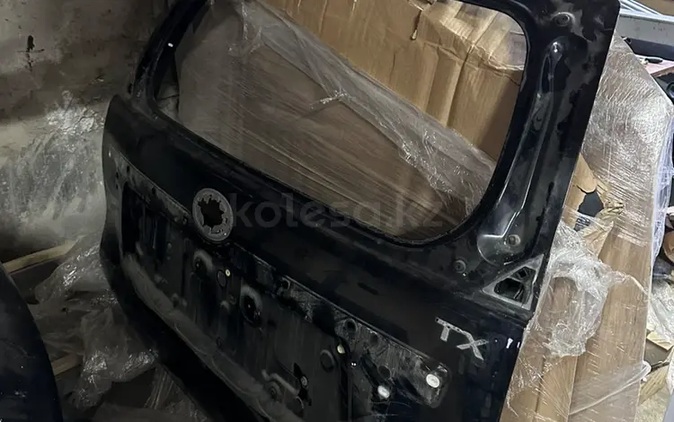 Крышка богажника прадо 150 14-17 г бу стекло бу за 350 000 тг. в Караганда