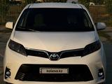 Toyota Sienna 2020 года за 17 000 000 тг. в Уральск