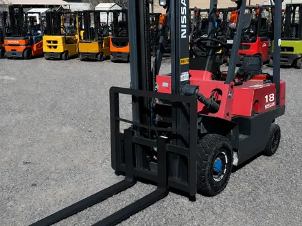 Nissan  WYU01F18T 2008 года за 4 560 000 тг. в Алматы