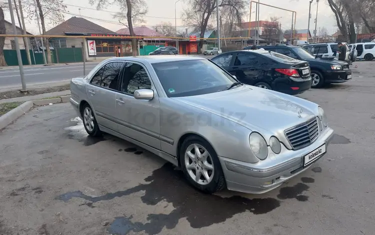 Mercedes-Benz E 200 2000 года за 2 900 000 тг. в Алматы