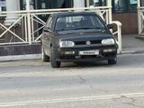 Volkswagen Golf 1992 годаүшін1 200 000 тг. в Тараз