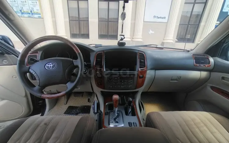 Toyota Land Cruiser 2004 года за 11 500 000 тг. в Актау