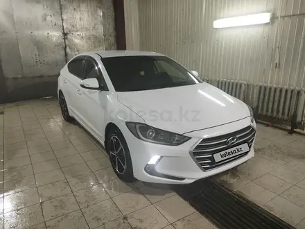 Hyundai Elantra 2018 годаүшін8 300 000 тг. в Аксай