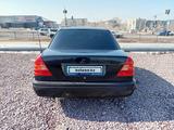 Mercedes-Benz C 180 1994 года за 1 650 000 тг. в Караганда – фото 2