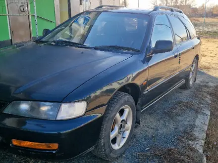 Honda Accord 1998 года за 2 000 000 тг. в Семей – фото 2