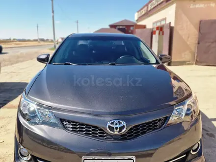 Toyota Camry 2014 года за 4 600 000 тг. в Атырау – фото 11