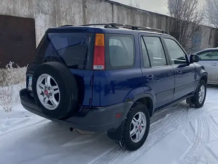 Honda CR-V 1999 года за 4 500 000 тг. в Астана – фото 2