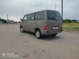 Volkswagen Caravelle 1991 года за 3 900 000 тг. в Астана – фото 3