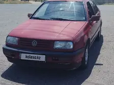 Volkswagen Vento, 1992
