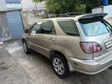 Lexus RX 300 1999 годаүшін3 200 000 тг. в Актобе – фото 3