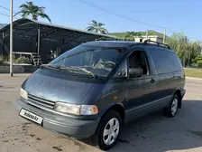 Toyota Previa, 1993