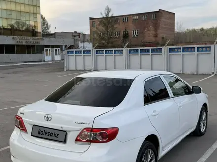 Toyota Corolla 2013 года за 6 100 000 тг. в Усть-Каменогорск – фото 2