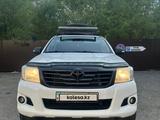 Toyota Hilux 2014 года за 11 800 000 тг. в Караганда – фото 2