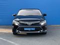 Toyota Camry 2017 года за 10 910 000 тг. в Алматы – фото 2