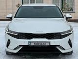 Kia K5 2021 года за 13 900 000 тг. в Павлодар