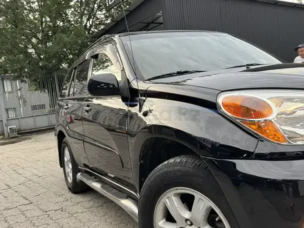 Toyota RAV4 2004 года за 5 350 000 тг. в Алматы – фото 4