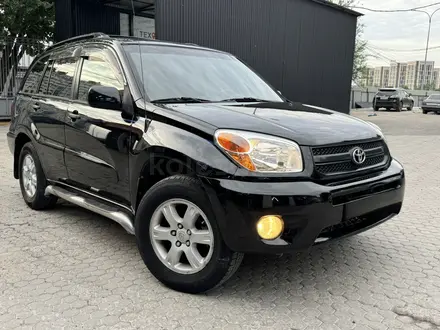 Toyota RAV4 2004 года за 5 350 000 тг. в Алматы – фото 11