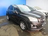 Chevrolet Tracker 2014 года за 4 696 000 тг. в Алматы – фото 3