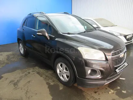 Chevrolet Tracker 2014 года за 4 696 000 тг. в Алматы – фото 3