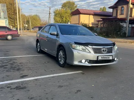 Toyota Camry 2014 года за 9 300 000 тг. в Алматы – фото 3