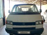 Volkswagen Multivan 1993 годаүшін1 800 000 тг. в Алматы