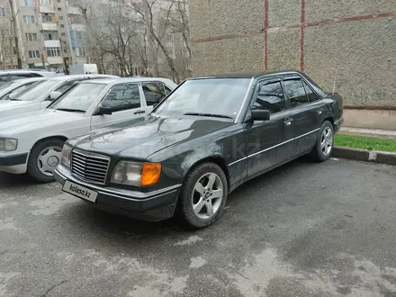 Mercedes-Benz E 280 1995 года за 3 300 000 тг. в Алматы – фото 2