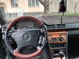 Mercedes-Benz E 280 1995 годаүшін3 300 000 тг. в Алматы – фото 4