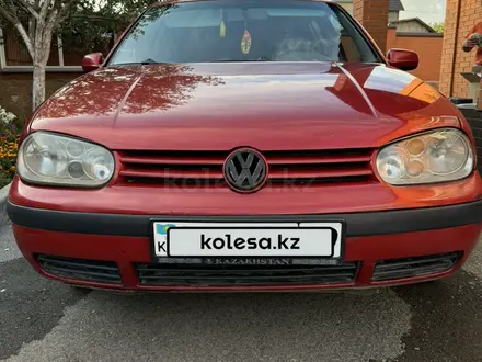 Volkswagen Golf 1998 года за 1 550 000 тг. в Караганда