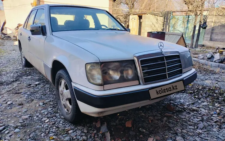 Mercedes-Benz E 260 1990 года за 900 000 тг. в Каратау