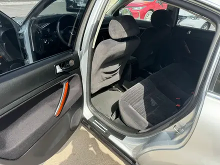 Volkswagen Passat 2002 года за 2 700 000 тг. в Астана – фото 9