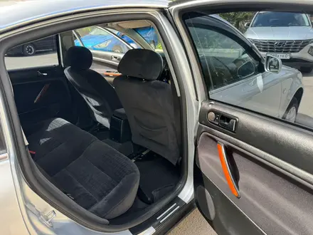 Volkswagen Passat 2002 года за 2 700 000 тг. в Астана – фото 10
