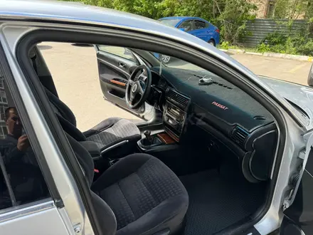 Volkswagen Passat 2002 года за 2 700 000 тг. в Астана – фото 16