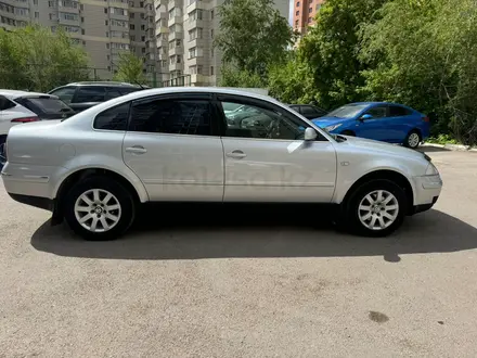 Volkswagen Passat 2002 года за 2 700 000 тг. в Астана – фото 4