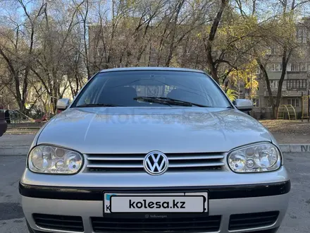 Volkswagen Golf 1998 года за 2 600 000 тг. в Алматы