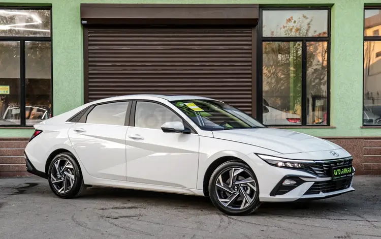 Hyundai Elantra 2022 года за 9 600 000 тг. в Шымкент