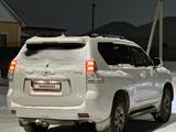 Toyota Land Cruiser Prado 2011 годаүшін15 250 000 тг. в Атырау – фото 4