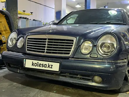 Mercedes-Benz E 280 1996 года за 3 200 000 тг. в Алматы – фото 2