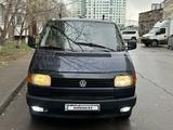 Volkswagen Transporter 1994 годаүшін4 500 000 тг. в Астана