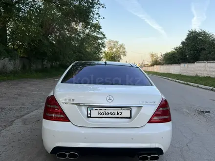 Mercedes-Benz S 500 2007 года за 8 900 000 тг. в Алматы – фото 13