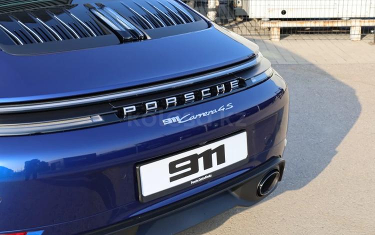 Porsche 911 Carrera 4S — миниатюра 4
