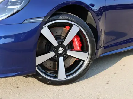 Porsche 911 Carrera 4S 2025 года за 144 000 000 тг. в Алматы – фото 3