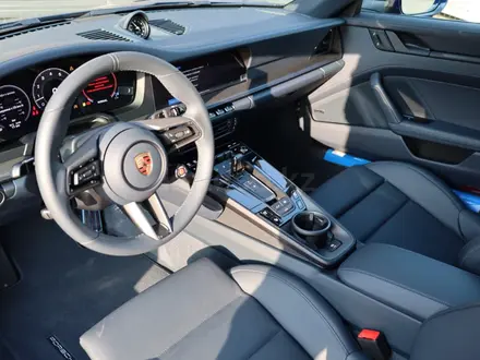 Porsche 911 Carrera 4S 2025 года за 144 000 000 тг. в Алматы – фото 7