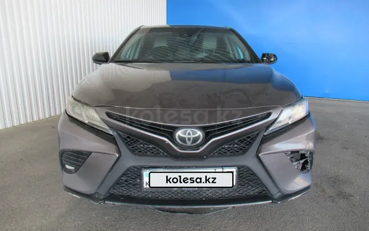 Toyota Camry 2020 года за 9 050 400 тг. в Шымкент