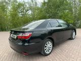 Toyota Camry 2015 года за 6 200 000 тг. в Уральск – фото 5