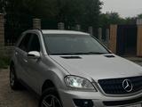 Mercedes-Benz ML 350 2005 годаүшін4 300 000 тг. в Алматы – фото 4