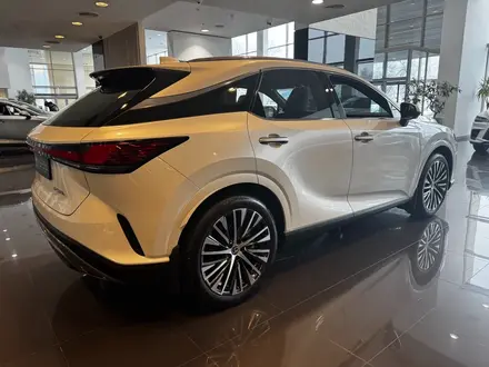 Lexus RX 350h Executive+ 2025 года за 44 190 000 тг. в Алматы – фото 14