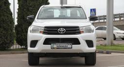 Toyota Hilux 2018 года за 14 200 000 тг. в Алматы – фото 2