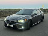 Toyota Camry 2019 года за 13 000 000 тг. в Павлодар – фото 2