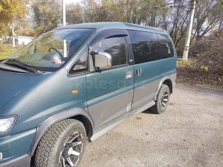 Mitsubishi Delica 1995 года за 6 500 000 тг. в Алматы – фото 2